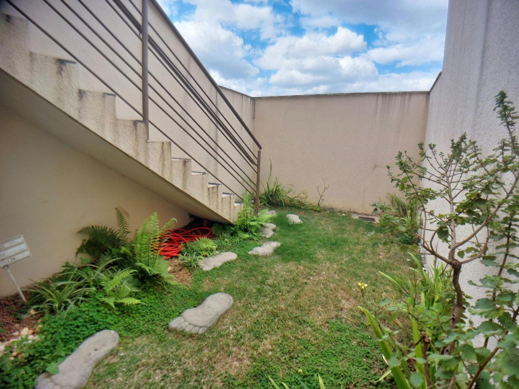 Casa Confortavel E Segura Na Regiao Da Pampulha 贝洛哈里桑塔 外观 照片