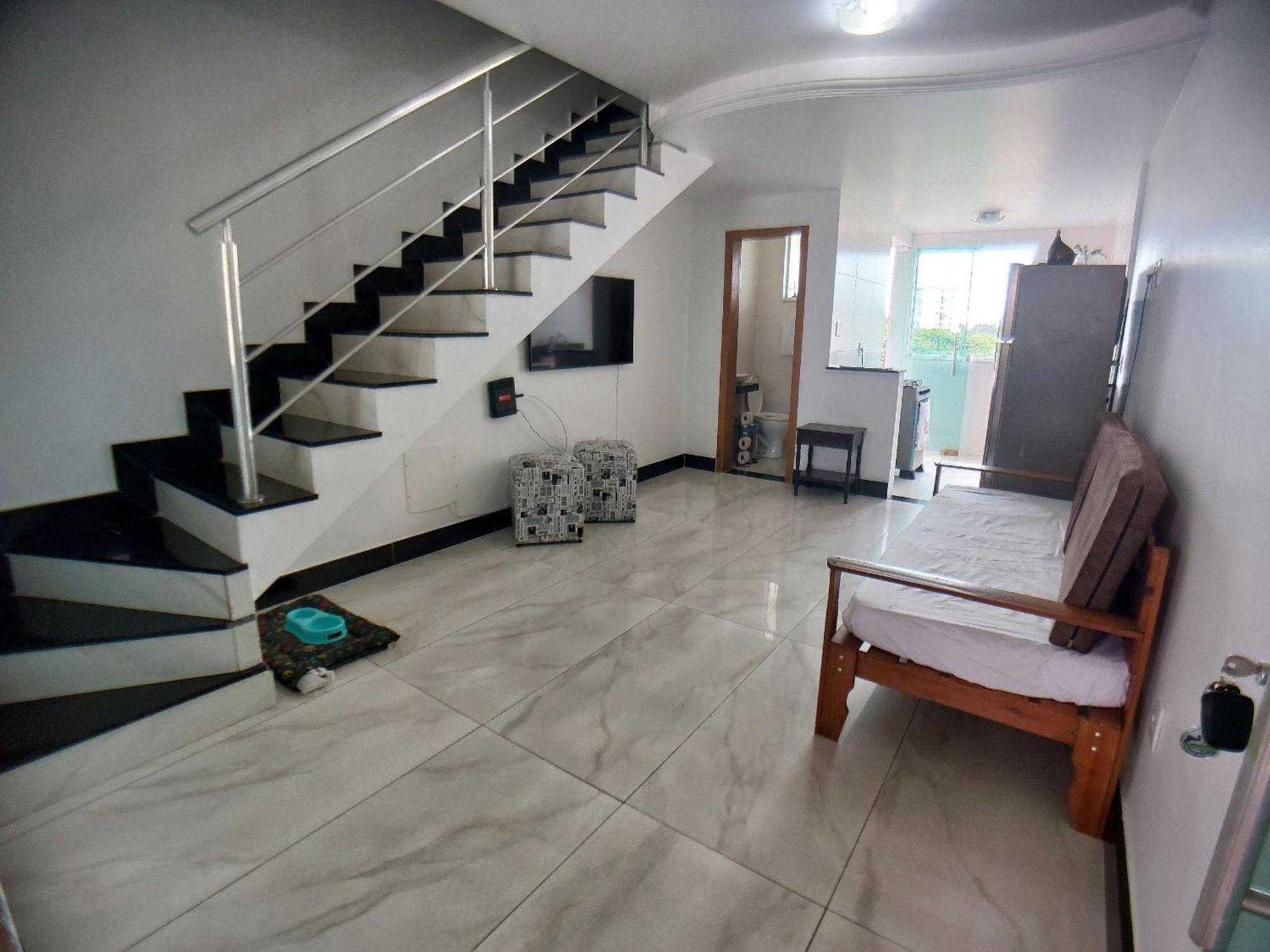 Casa Confortavel E Segura Na Regiao Da Pampulha 贝洛哈里桑塔 外观 照片